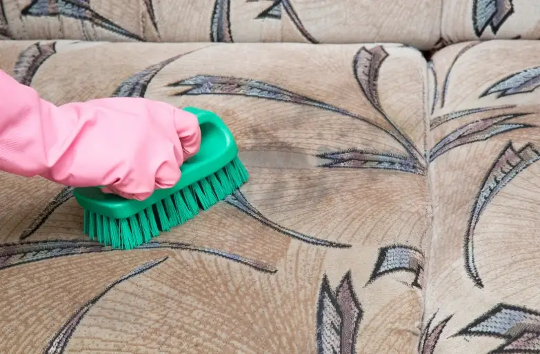 cepillado de muebles